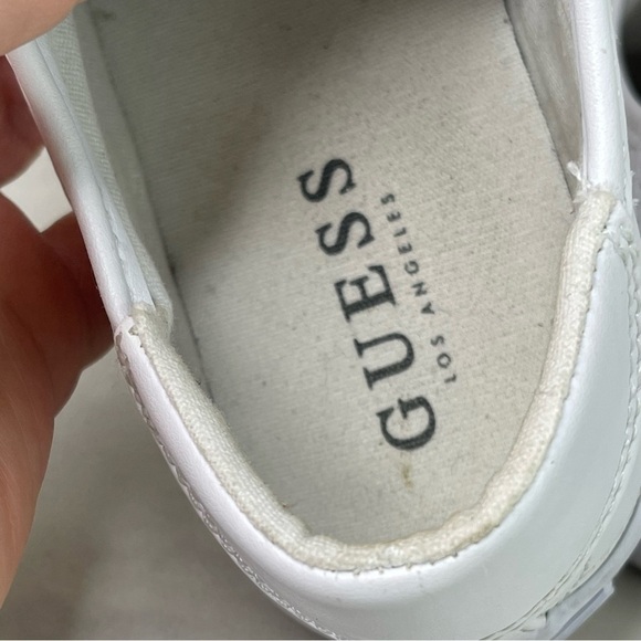 GUESS women's sneakers Logo detailing Low-top cut Lace-up design White Size 7.5 - Picture 6 of 11